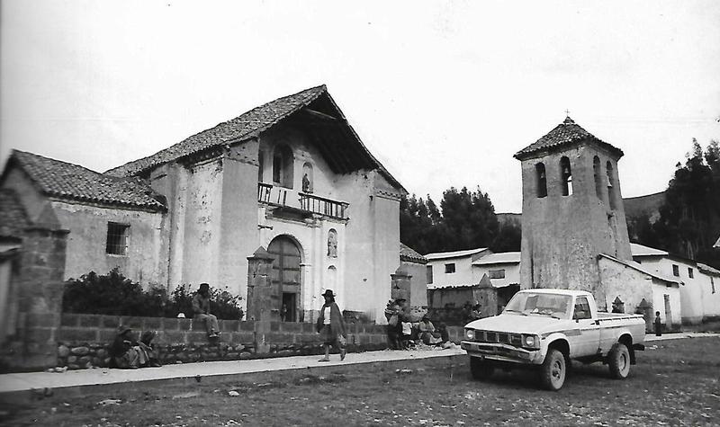 Fachada templo San Miguel Pitumarca.jpg